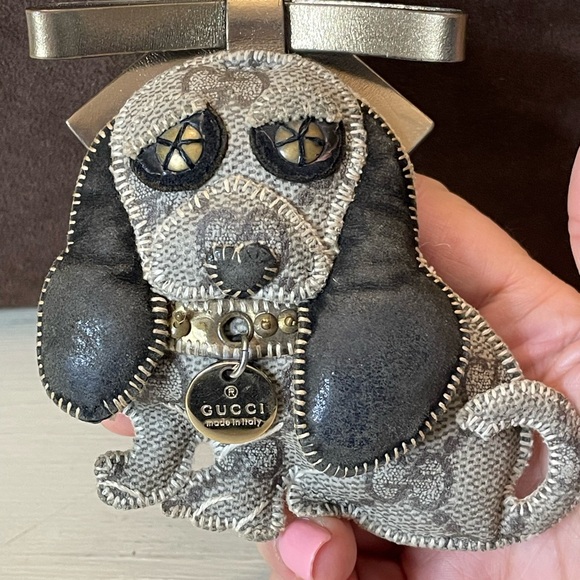 Gucci Brown GG Logo Bassett Hound Keychain/Bag Chain - Picture 4 of 8